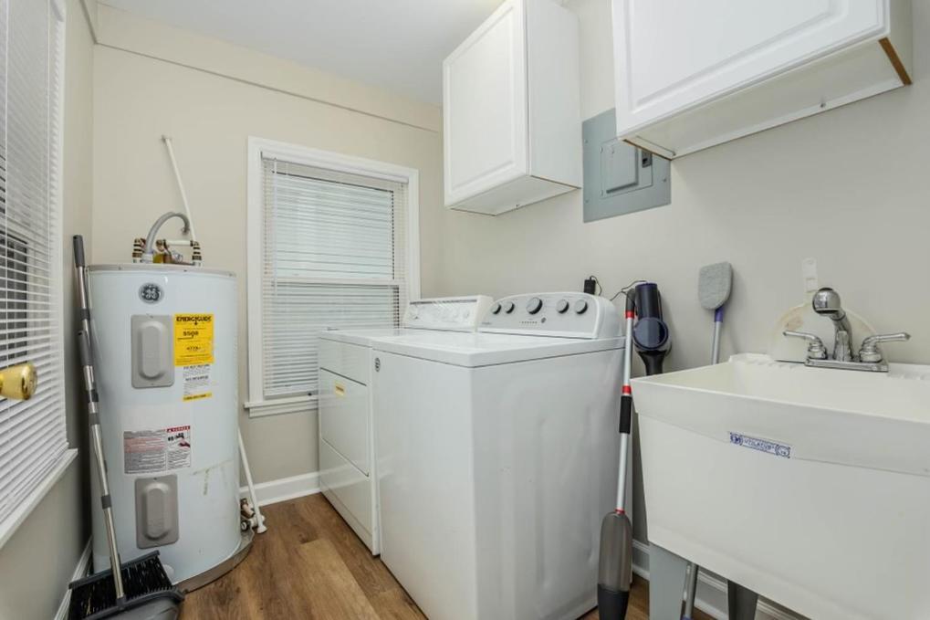 Minutes Away From Downtown Area Appartement Charlotte Buitenkant foto